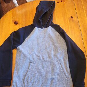Tek Gear Gray Fleece Pullover Hoodie with Black Accent Sleeves Large (14/16)